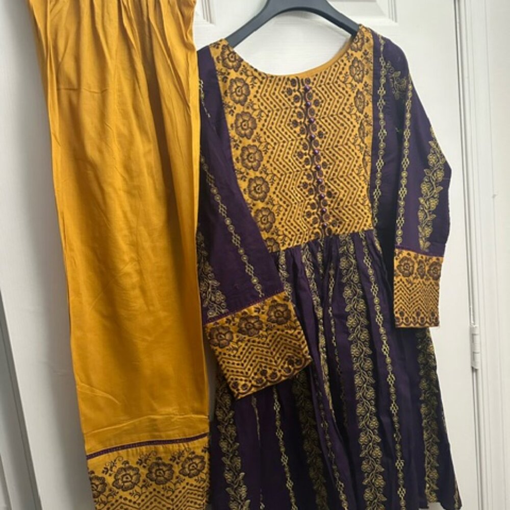 Shalwar Kameez Indian Pakistani Suit 11-13yr Girl (NEW)